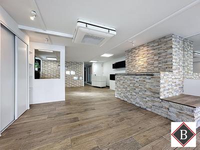 Local commercial - 82 m²