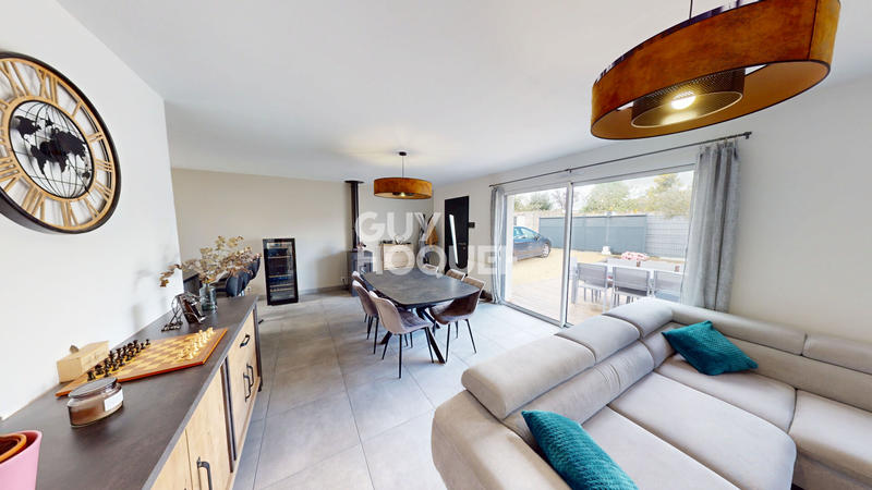 Maison - 92 m² - 5 pièces