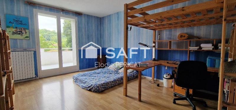 Maison - 275 m² - 7 pièces