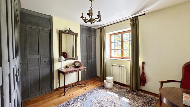 Maison bourgeoise - 400 m² - 10 pièces