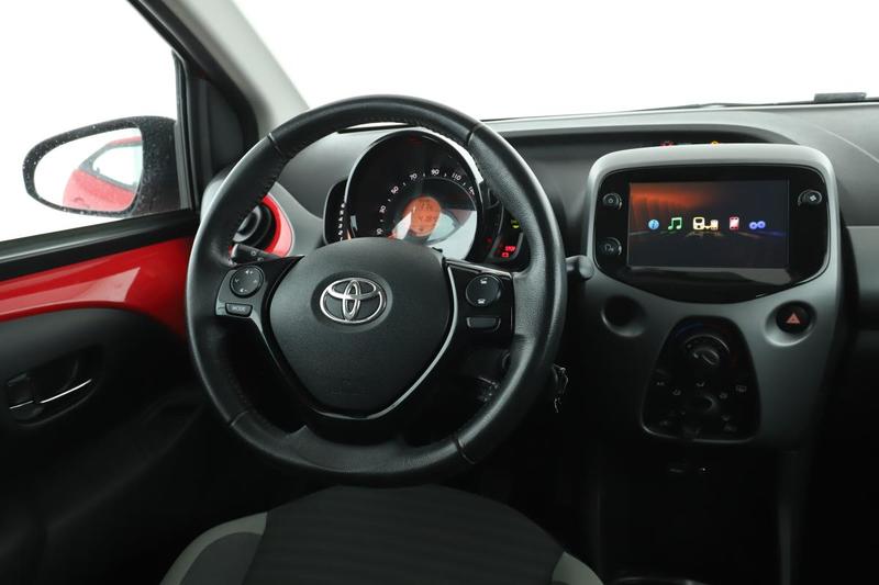 Toyota Aygo 1.0 Vvt-i X-Play 5p 72 ch
