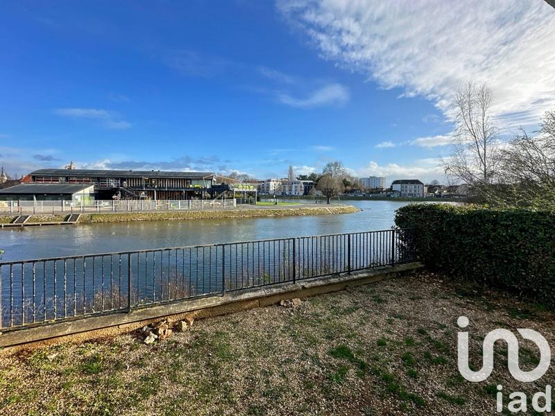 Appartement - 85 m² - 3 pièces