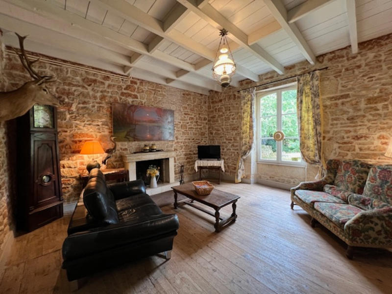 Maison - 235 m² - 7 pièces