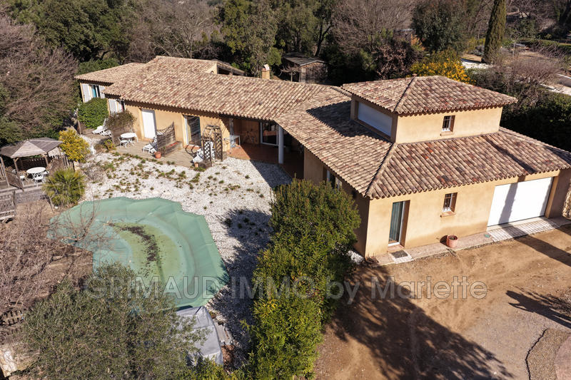 Maison - 248 m² - 7 pièces