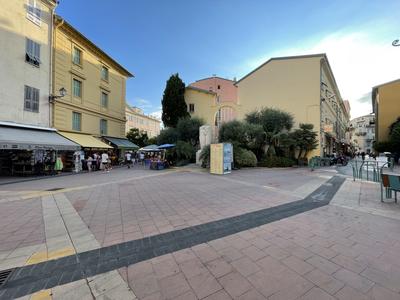 Fonds de commerce - 45 m²