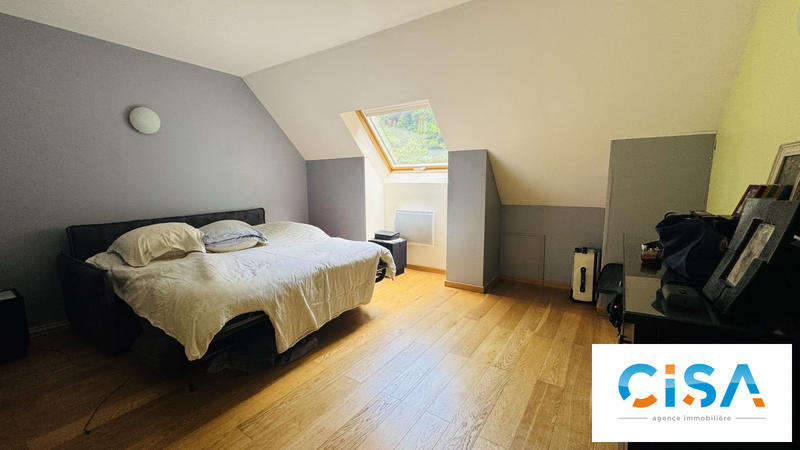 Maison - 186 m² - 7 pièces