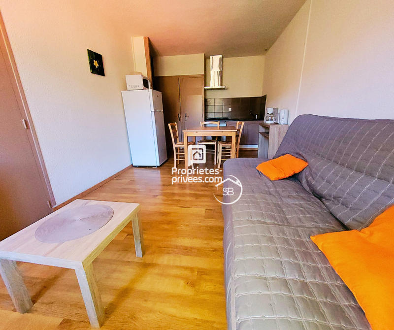 Maison - 425 m² - 21 pièces