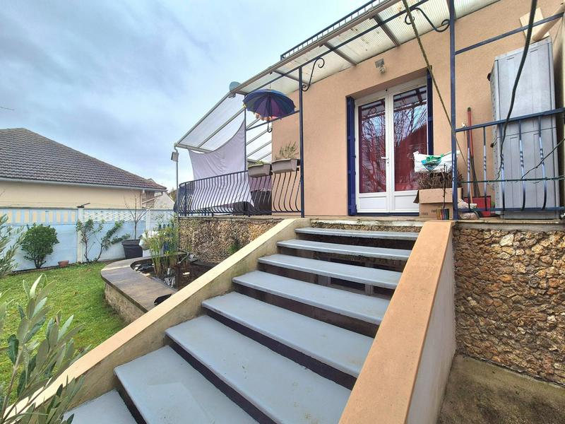 Maison - 82 m² - 4 pièces