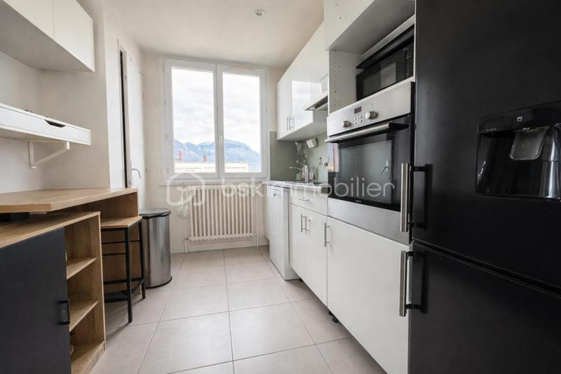 Appartement - 67 m² - 4 pièces