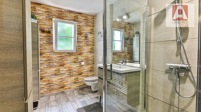 Maison - 183 m² - 7 pièces