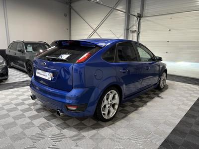 Ford Focus II Hatchback St 2.5 I 225cv