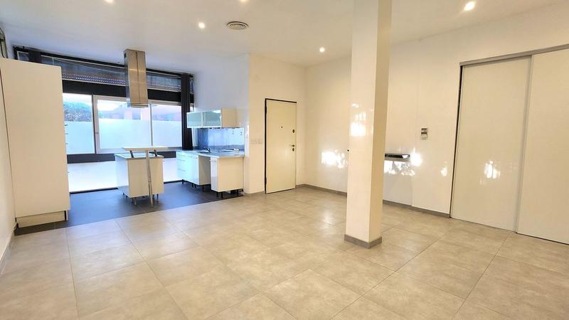 Appartement - 82 m² - 3 pièces