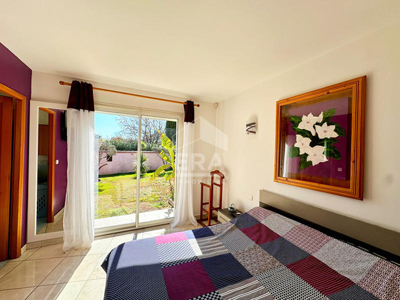 Maison - 180 m² - 8 pièces