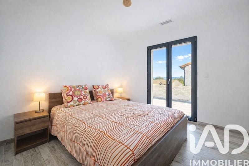 Maison - 222 m² - 8 pièces