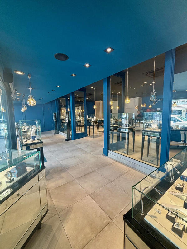 Divers - 190 m² - 3 pièces