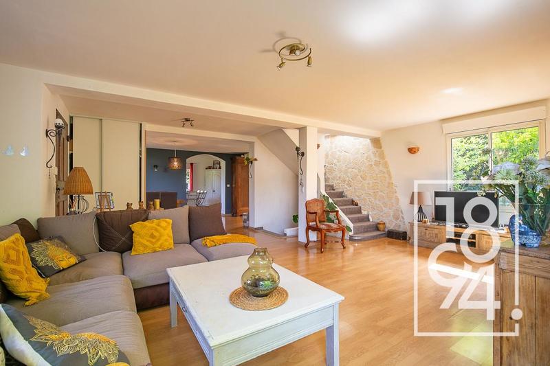 Maison - 188 m² - 6 pièces