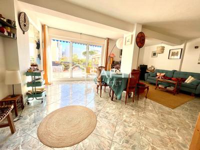 Appartement - 92 m² - 4 pièces