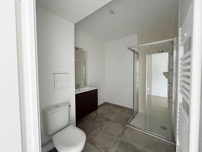 Studio - 24 m² - 2 pièces