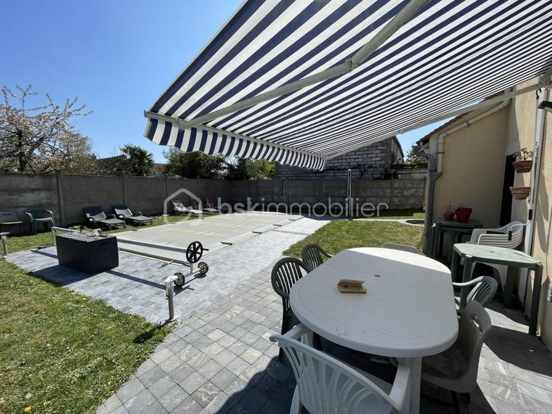 Maison - 122 m² - 5 pièces