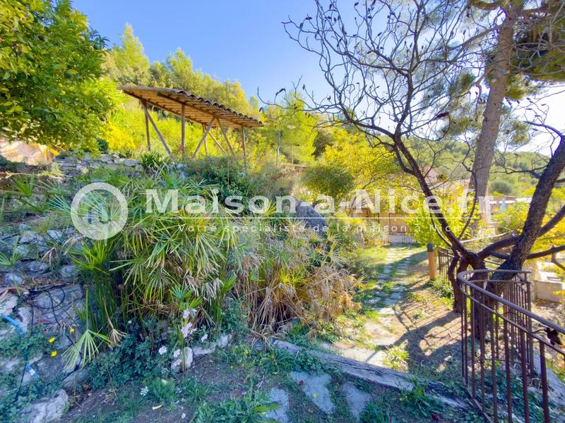 Maison - 285 m² - 10 pièces