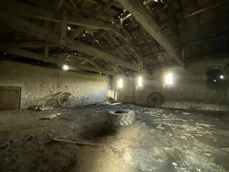 Château - 366 m² - 12 pièces