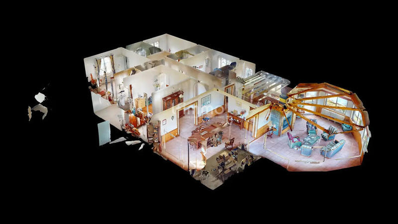 Demeure - 200 m² - 9 pièces