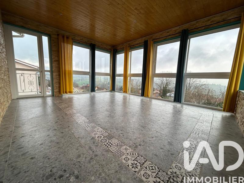 Maison - 141 m² - 6 pièces