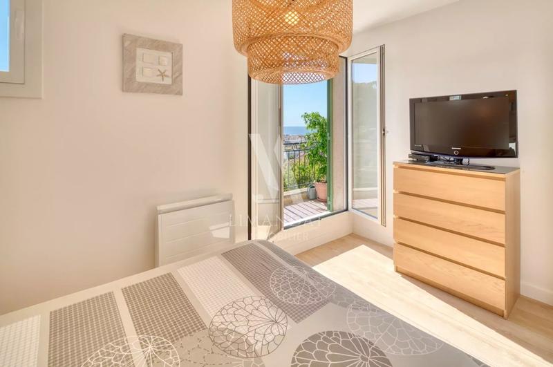 Appartement - 123 m² - 6 pièces