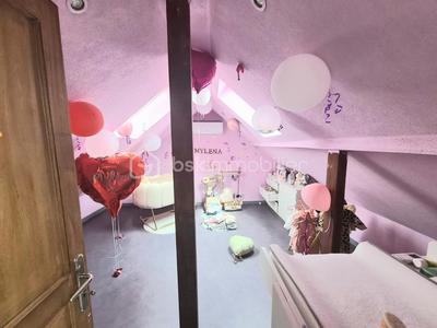 Immeuble - 400 m² - 6 pièces