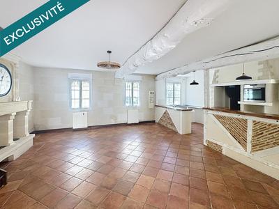 Maison - 202 m² - 7 pièces