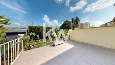 Maison - 104 m² - 5 pièces