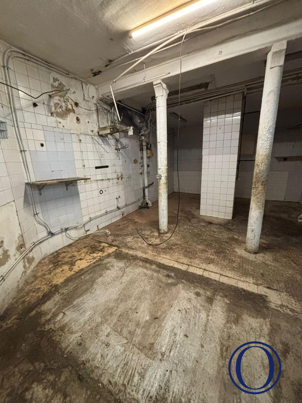 Local commercial - 135 m²