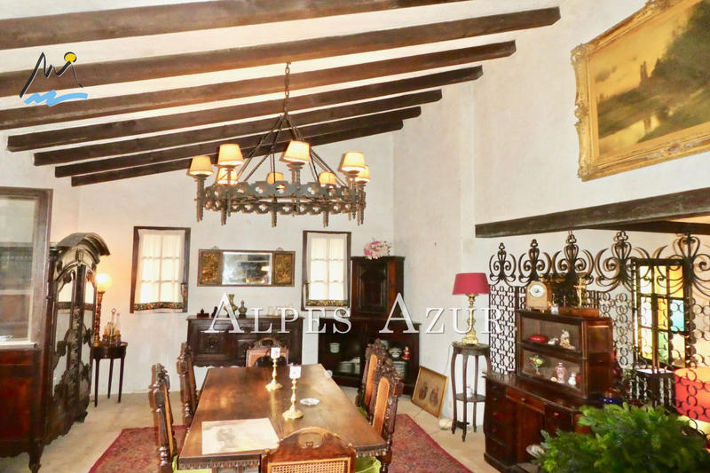 Villa - 179 m² - 5 pièces