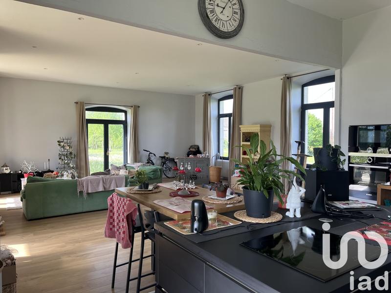 Maison - 143 m² - 5 pièces