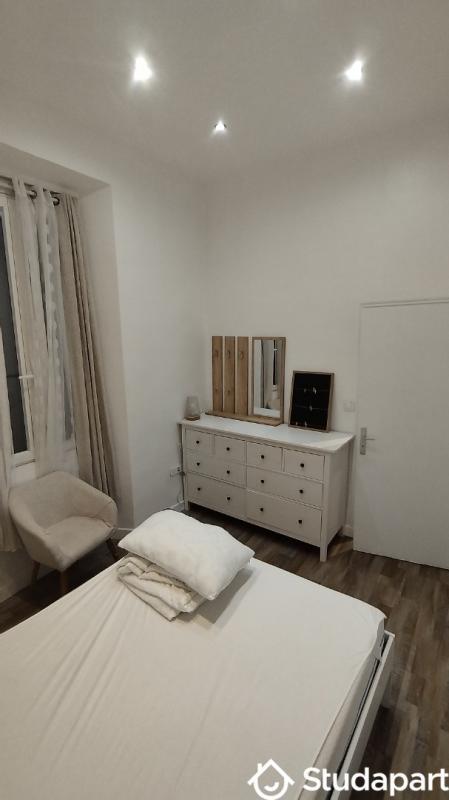 Chambre - 9 m² - 1 pièce