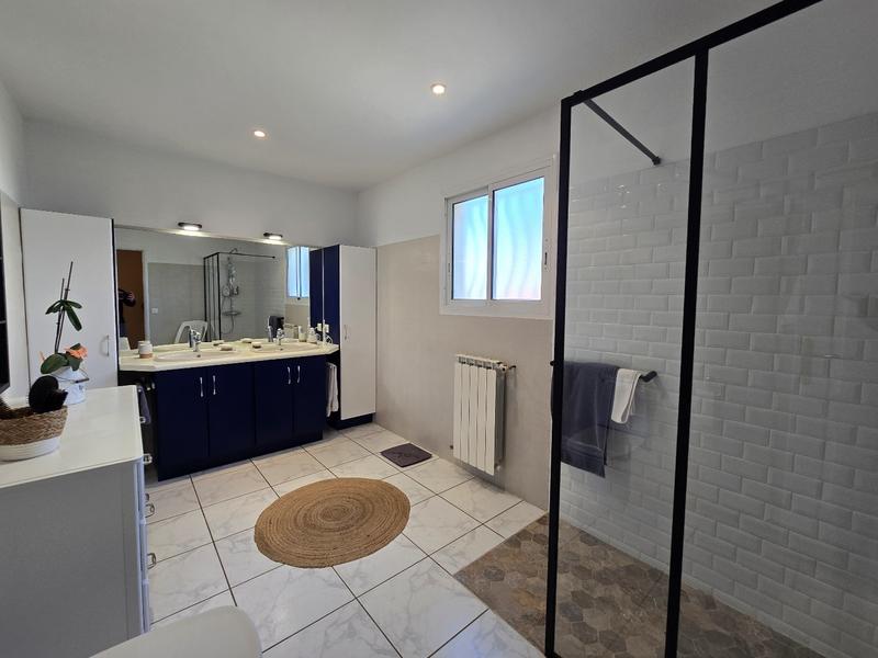 Maison - 145 m² - 6 pièces