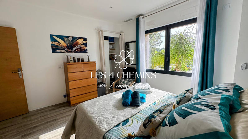 Villa - 200 m² - 7 pièces