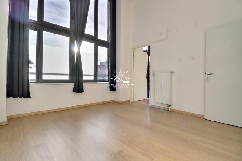 Loft - 43 m² - 2 pièces