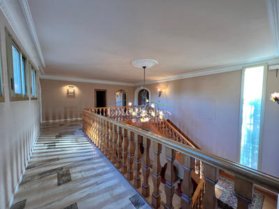 Bastide - 950 m² - 19 pièces