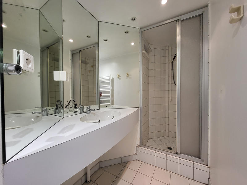 Appartement - 90 m² - 4 pièces