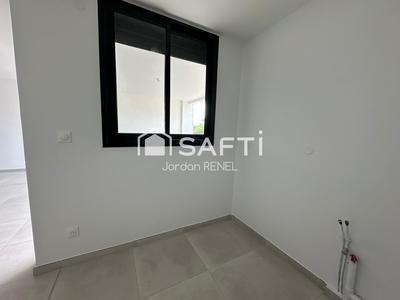Appartement - 94 m² - 4 pièces