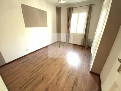 Maison - 146 m² - 7 pièces