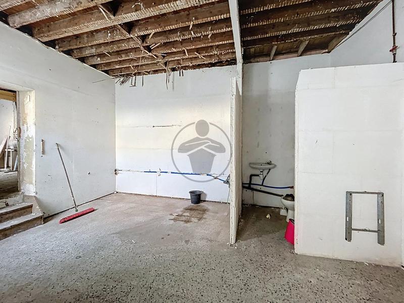 Bureau - 127 m² - 4 pièces