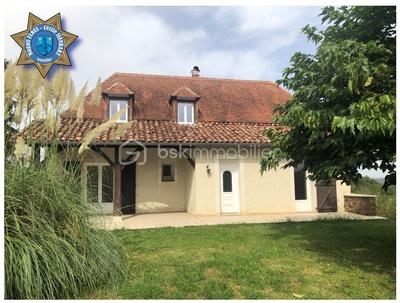 Maison - 140 m² - 5 pièces