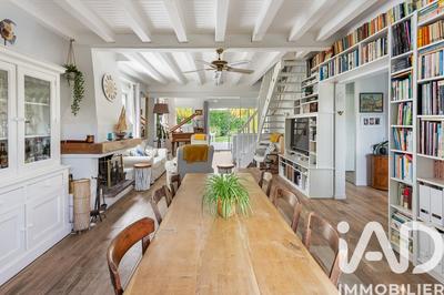 Maison - 175 m² - 7 pièces