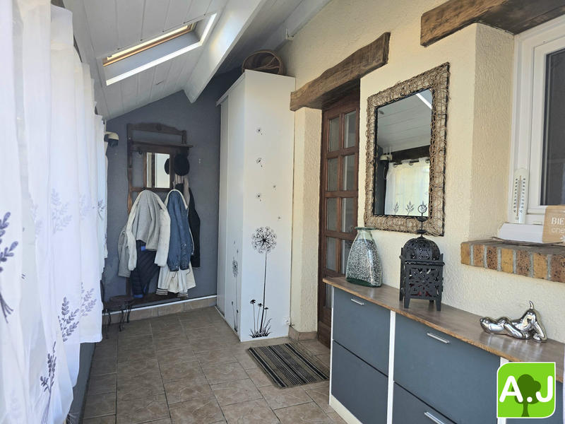 Maison - 107 m² - 6 pièces