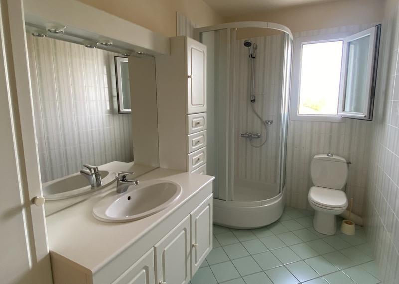 Maison - 180 m² - 6 pièces