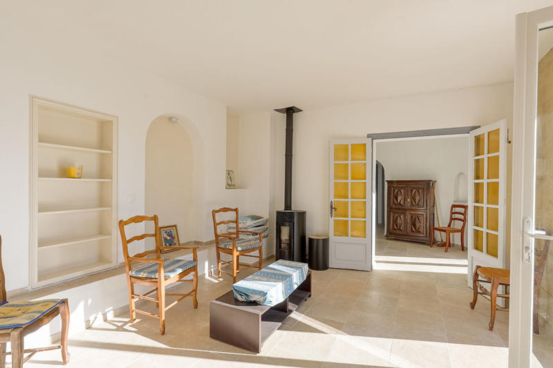 Maison - 205 m² - 9 pièces