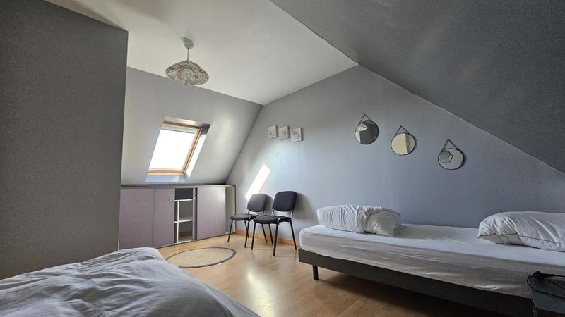 Maison - 85 m² - 5 pièces