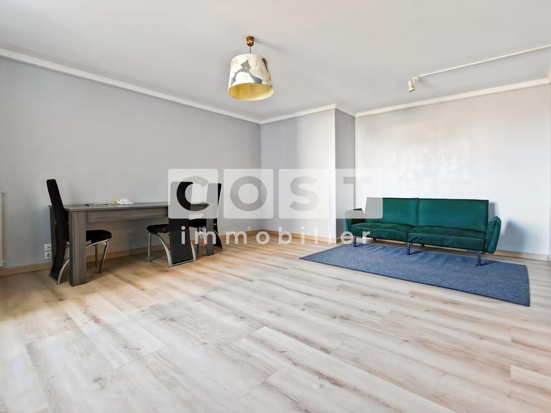 Appartement - 79 m² - 3 pièces